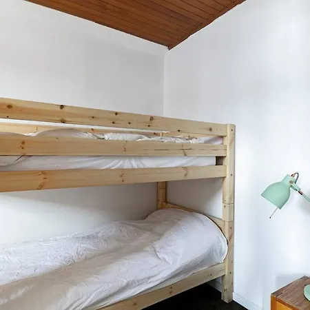 Apartment La Haut, Dans Les Montagnes ... *